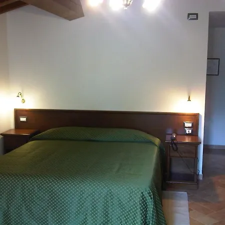 Ristorante Il Cavaliere Szálloda 3*